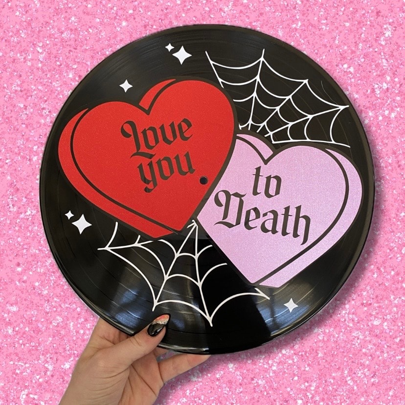 Dead Chill Decor