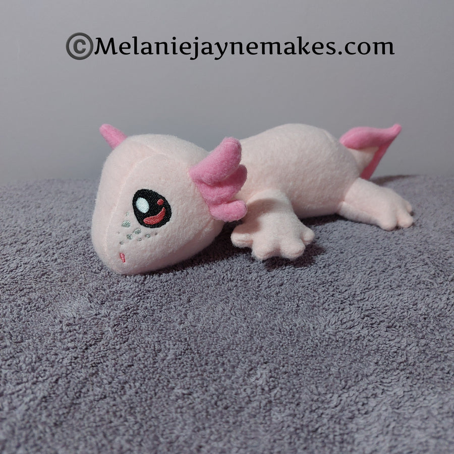 Melanie Jayne Makes